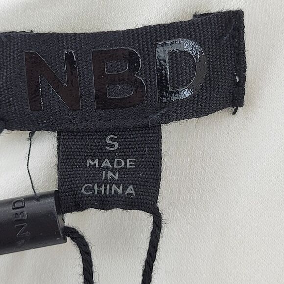 Revolve NBD Faith White Lace Mini Dress Small Plunging Neckline Sleeveless NWT - Picture 9 of 13